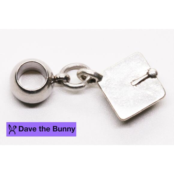 Graduation Necklace 2025 – Elegant Grad Necklace for Graduation Decorations - Picture 4 of 7